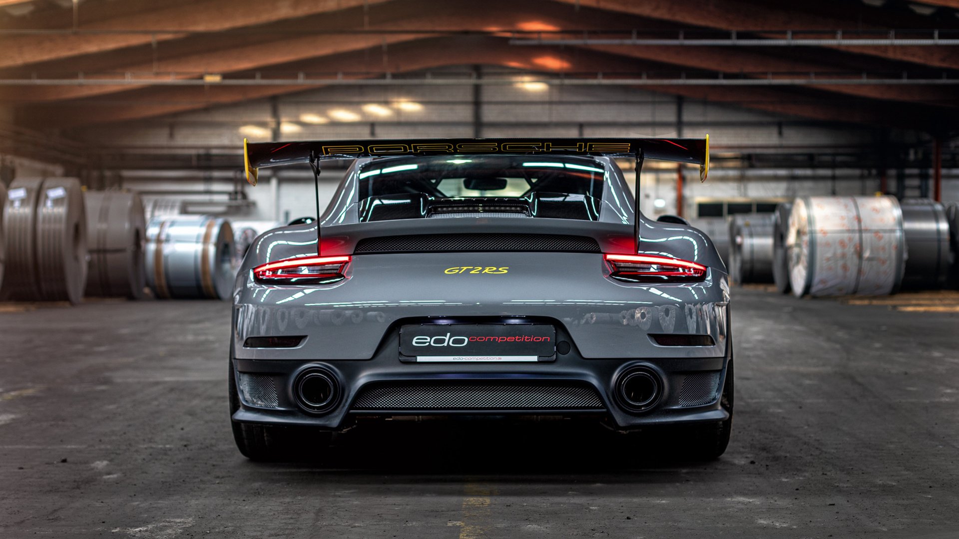 欧冠淘汰赛焦点战，马德里竞技粉碎加拿大足球的崛起希望